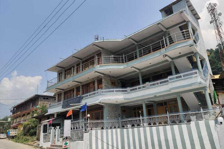 Shangri Inn