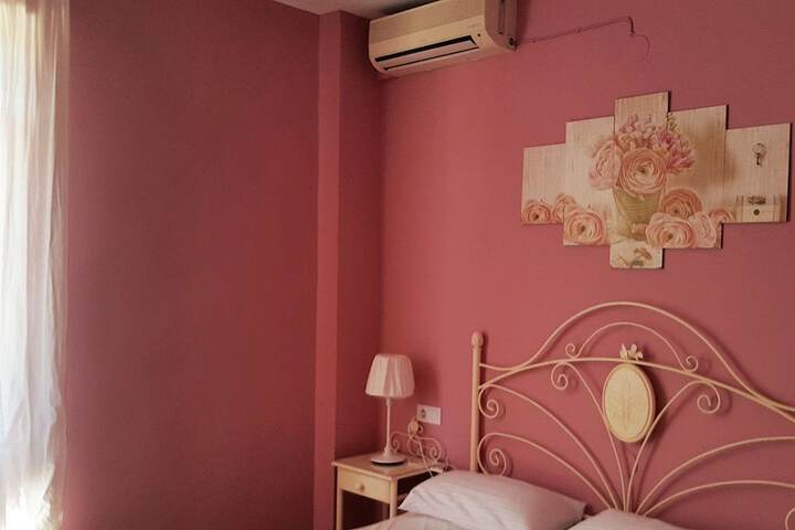 Room 14 of 16
