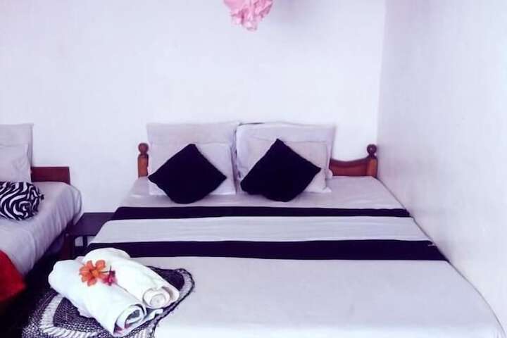 Room 8 of 24
