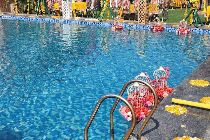 Pool 7 of 13