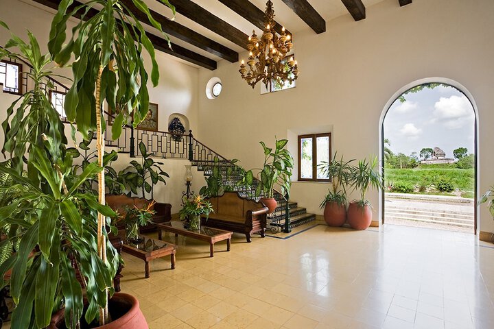Lobby Entry