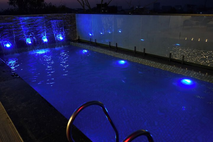 Pool 34 of 47