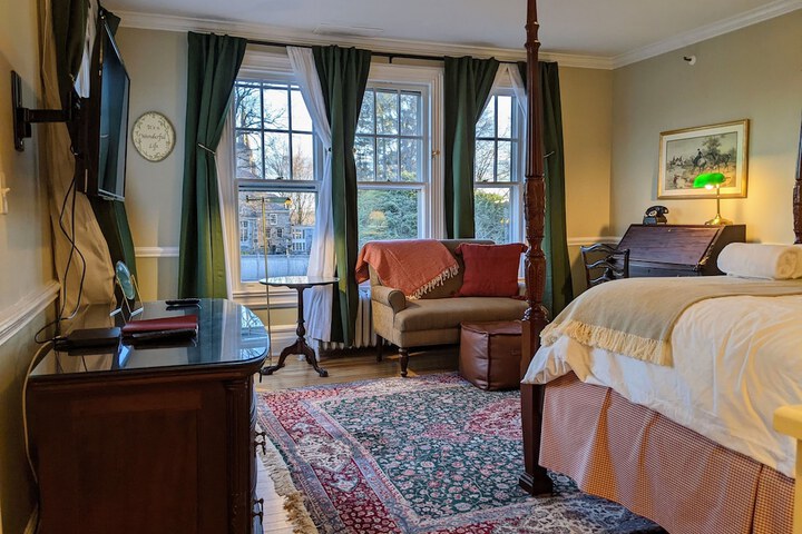 Room 92 of 258