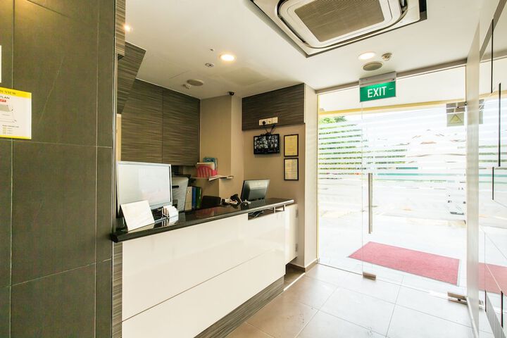 Entrance & Lobby
