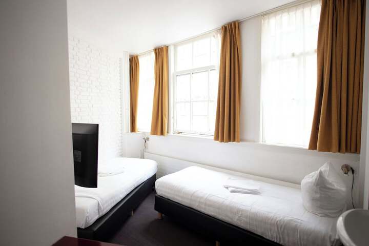 Room 56 of 78