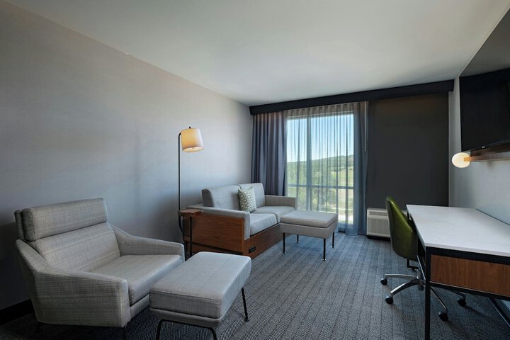 Room 12 of 34