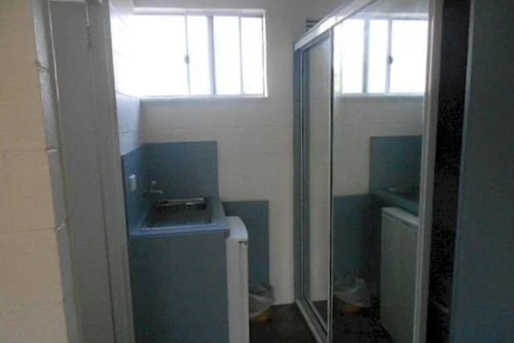 Room 12 of 17
