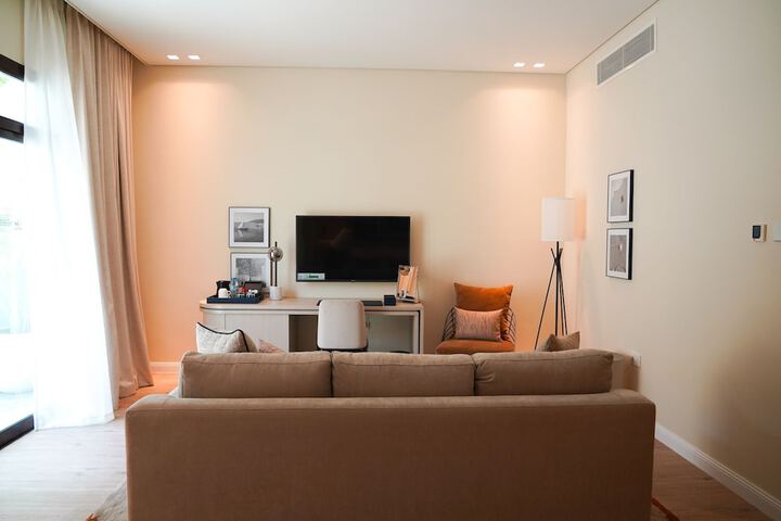 Room 45 of 91