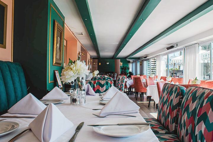 Dining 224 of 370