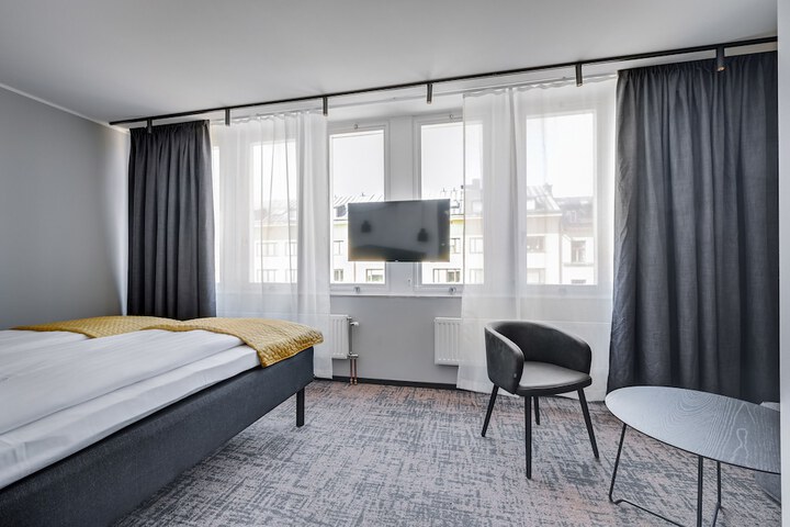 Room 34 of 57