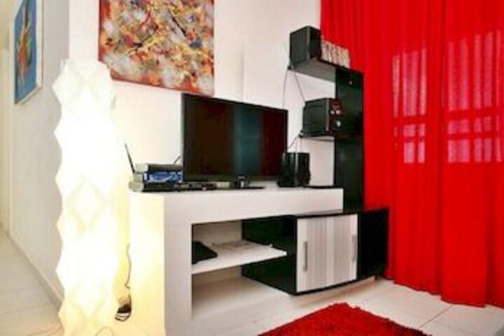 Room 37 of 41