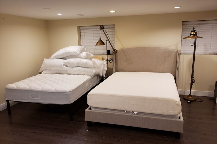 Room 7 of 70
