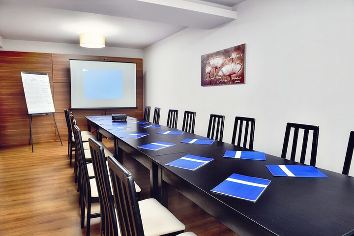 Meeting 44 of 53