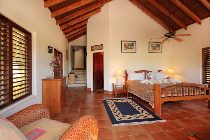 Room 2 of 31