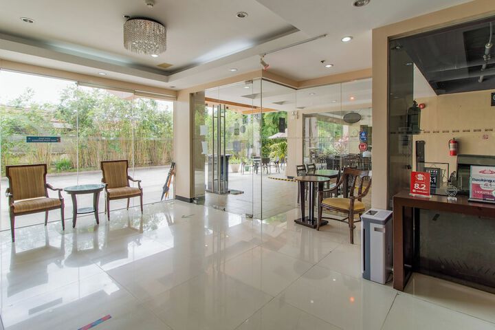 Lobby Entry