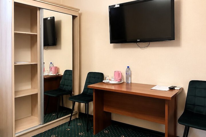 Room 30 of 41