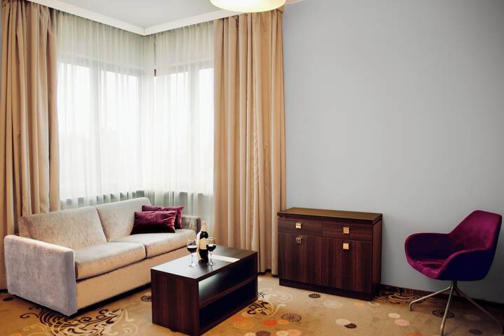Room 11 of 67