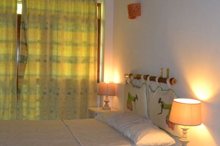 Room 42 of 144