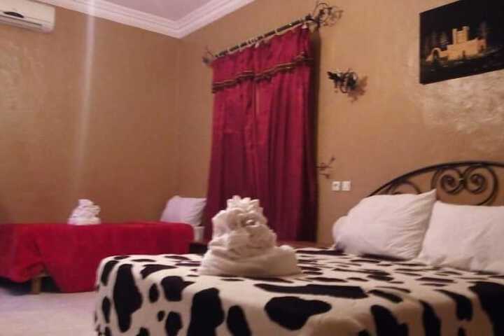 Room 4 of 28