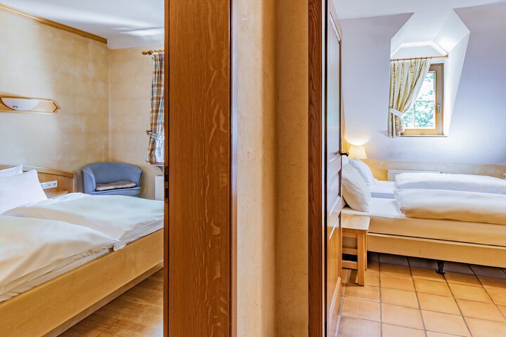 Room 14 of 82