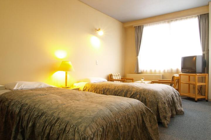 Room 15 of 41