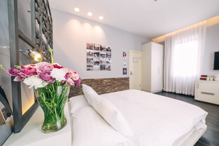 Room 15 of 67