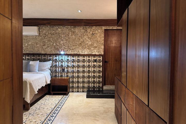 Room 35 of 160