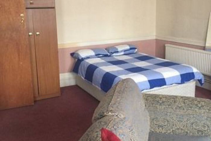 Room 18 of 31