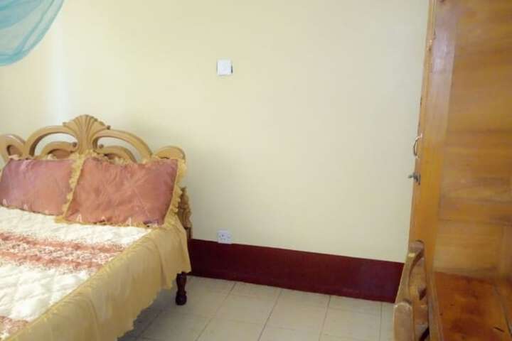 Room 3 of 14