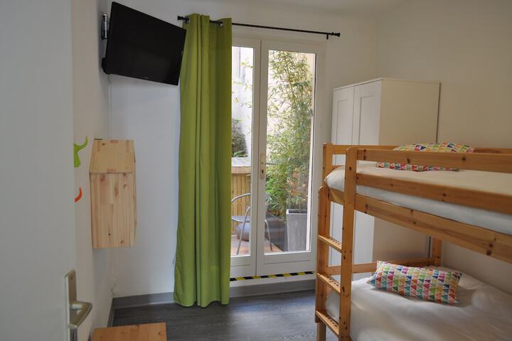 Room 27 of 56