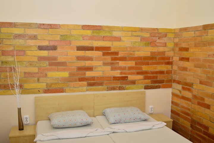 Room 8 of 51