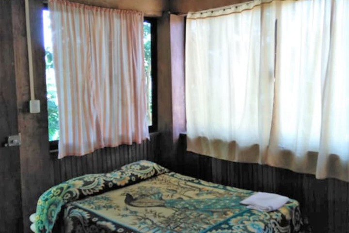 Room 5 of 43