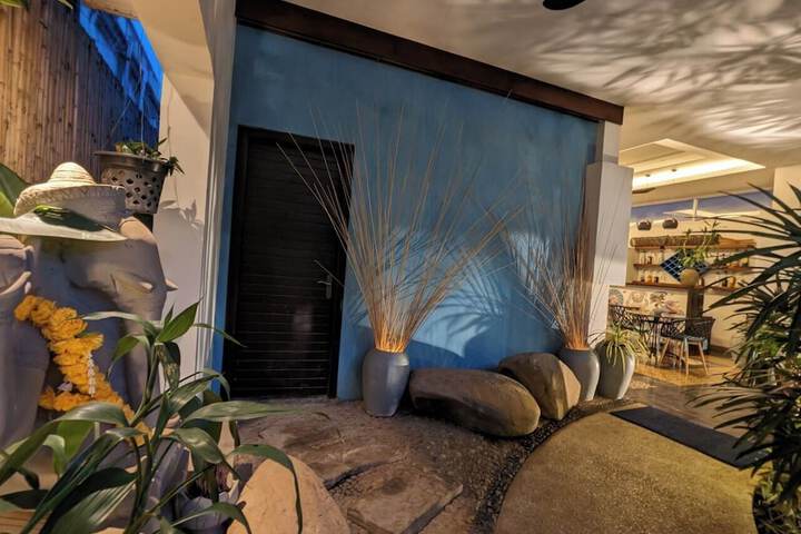Hotel 3 of 177