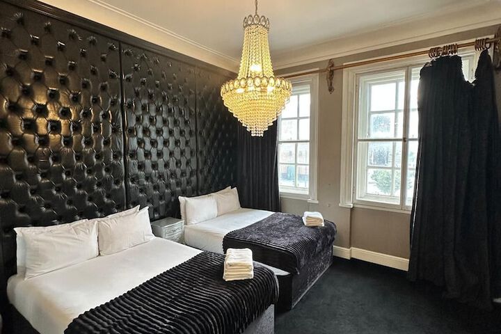 Room 51 of 171