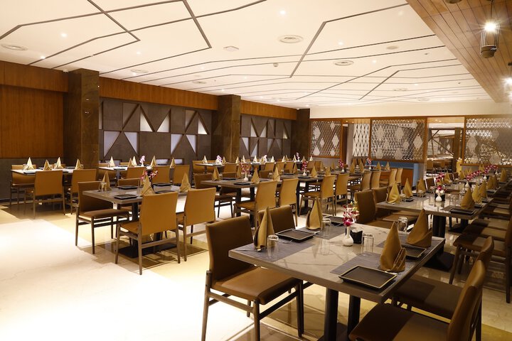 Dining 81 of 118