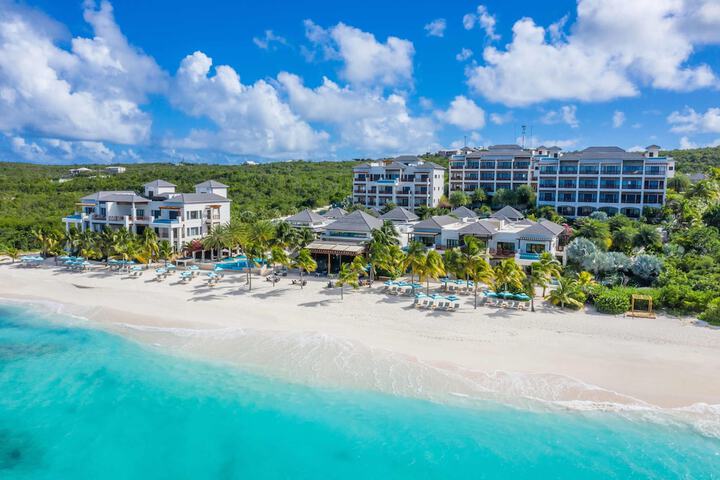 Photo of Zemi Beach House LXR Hotels & Resorts