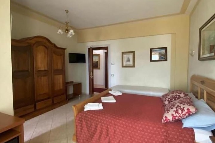 Room 21 of 60