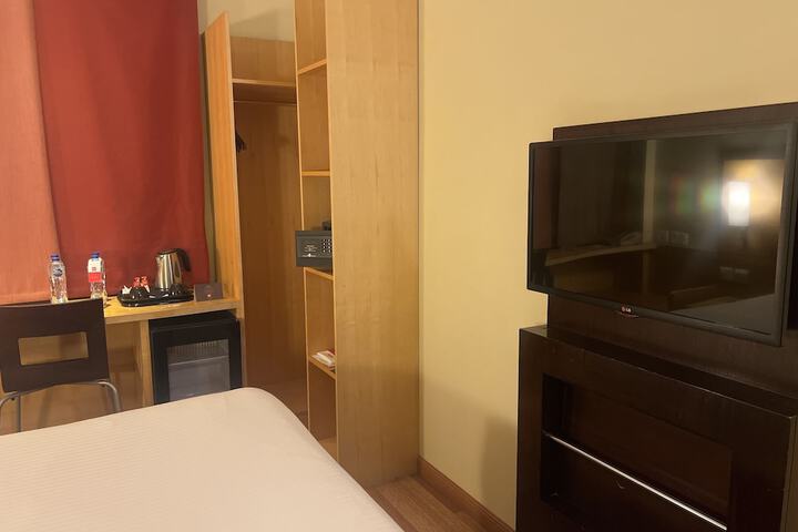 Room 22 of 85