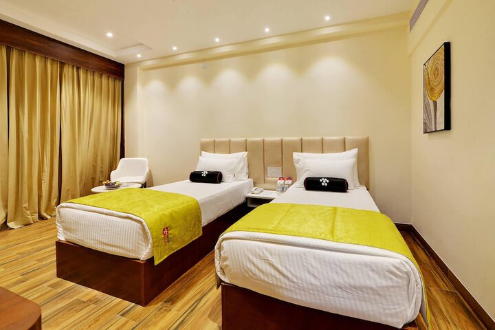 Room 14 of 32
