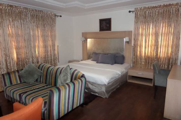 Room 17 of 20