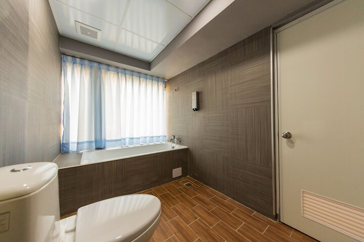 Room 29 of 31