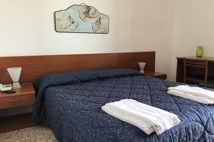 Room 11 of 56
