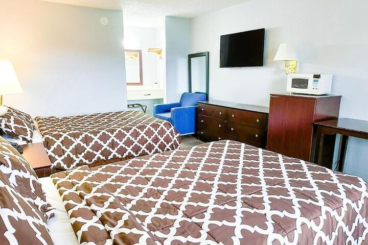 Room 7 of 34