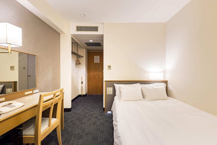 Room 45 of 127