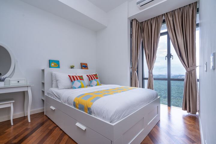 Room 3 of 30