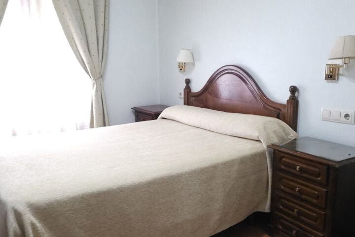Room 6 of 22