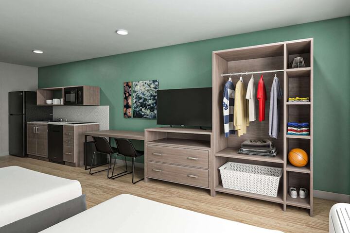 1 Queen Bed Mobility Accessible Bathtub with Grab Bars (12 of 25)
