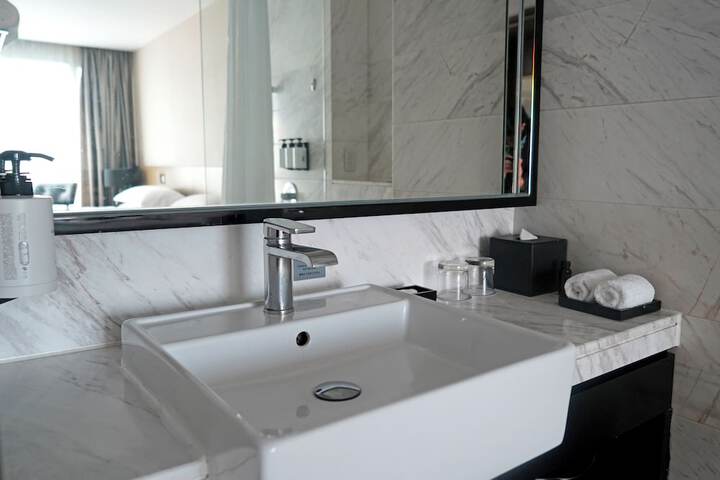Hotel 129 of 133