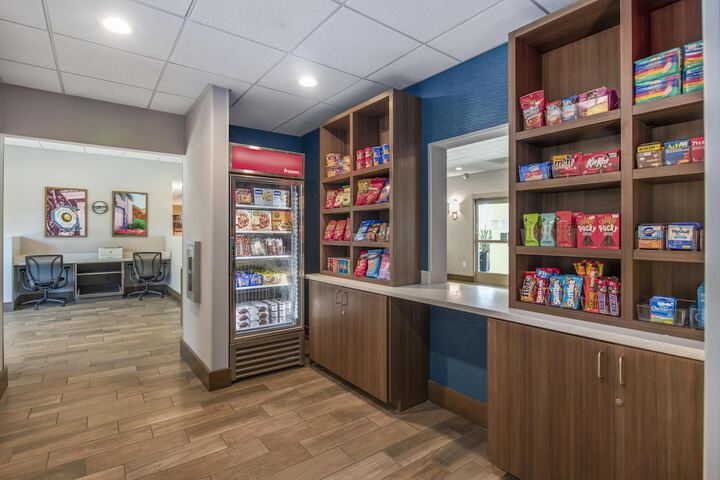 Snack bar
