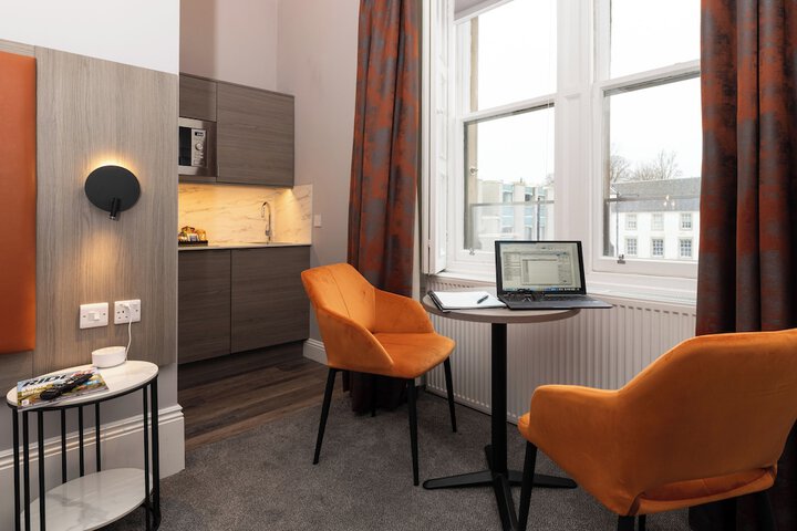 Room 48 of 163